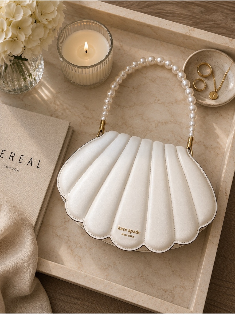 What The Shell 3D bag
kate spade new york